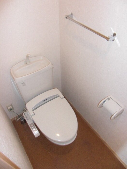 物件内観写真14　(トイレ)