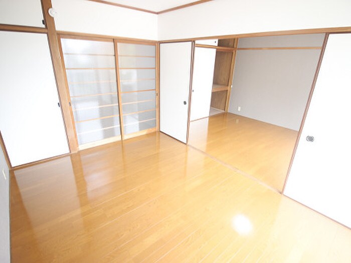 物件内観写真5　(居室)