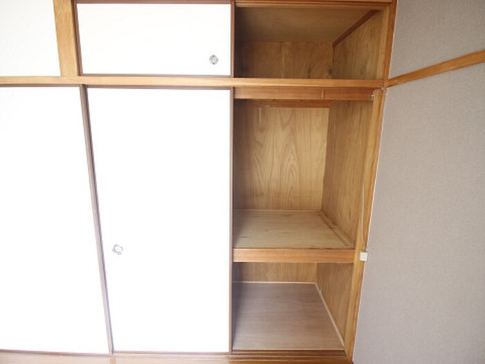 物件内観写真9　(収納)