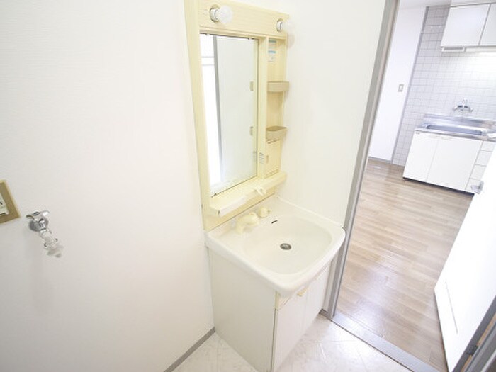 物件内観写真12　(洗面)