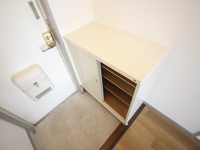 物件内観写真18　(靴箱)