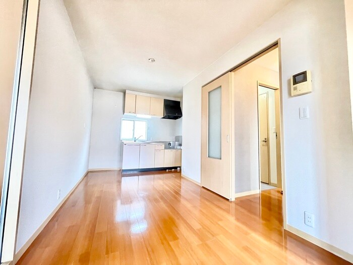 物件内観写真4　(居室)