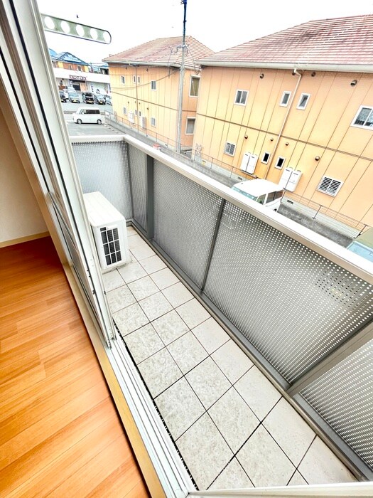 物件内観写真11　(ベランダ・バルコニー)