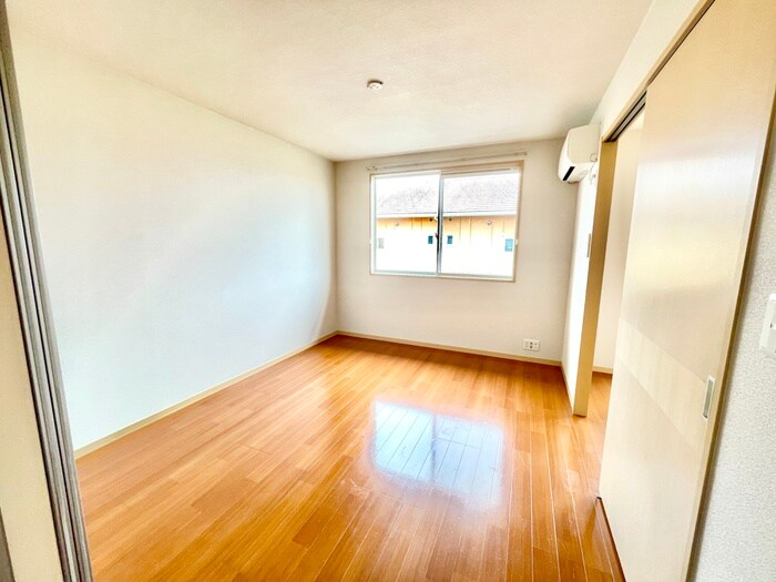 物件内観写真16　(内観写真)