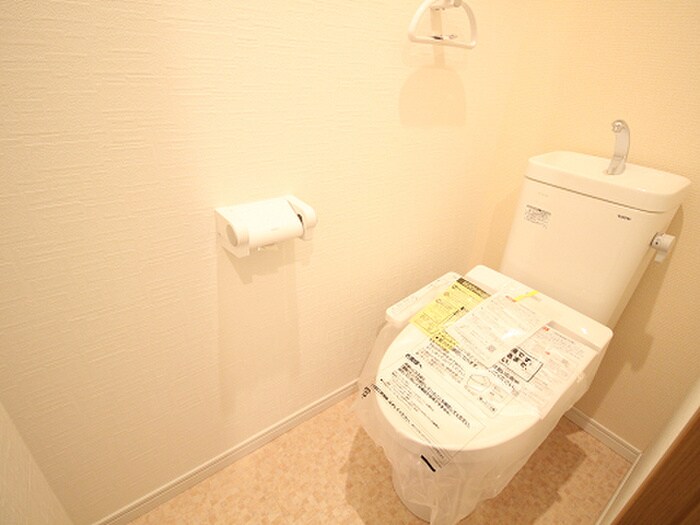 物件内観写真10　(トイレ)