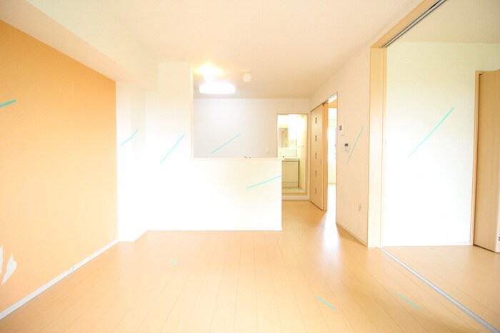 物件内観写真7　(居室)