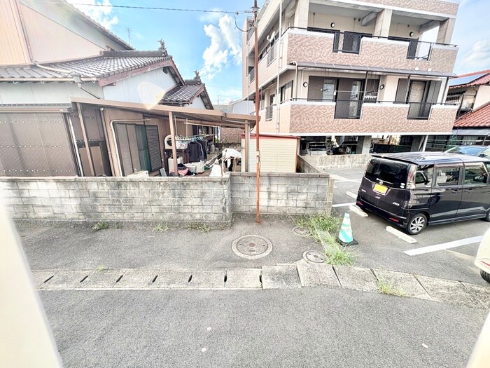 物件内観写真17　(室内からの展望)