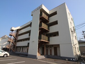 ハイツ塩塚外観写真