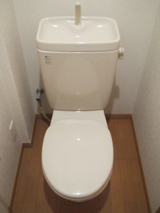 物件内観写真9　(トイレ)