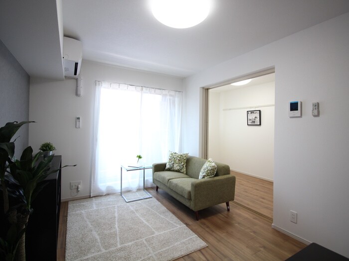 物件内観写真6　(居室)