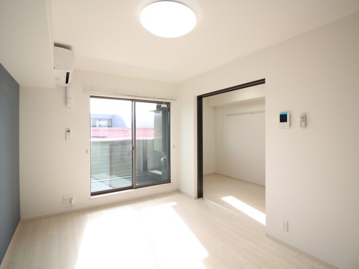 物件内観写真6　(居室)