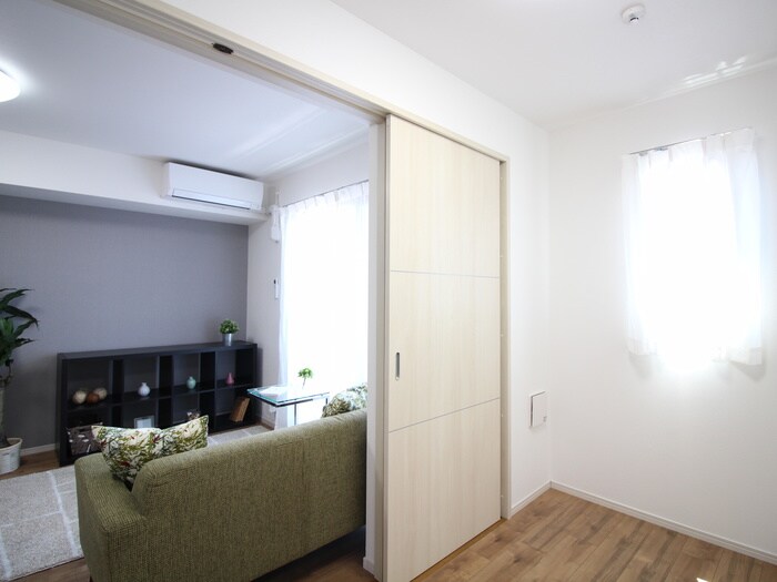 物件内観写真9　(居室)