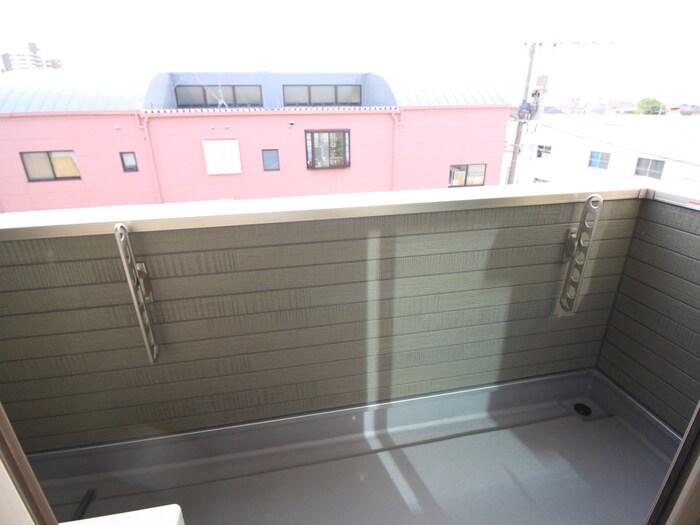 物件内観写真19　(ベランダ・バルコニー)