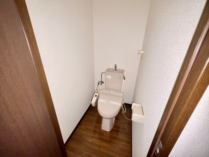 物件内観写真11　(トイレ)