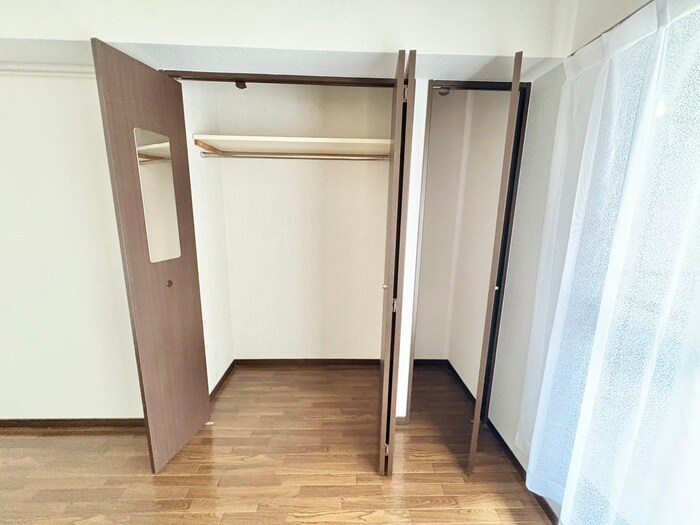 物件内観写真13　(収納)