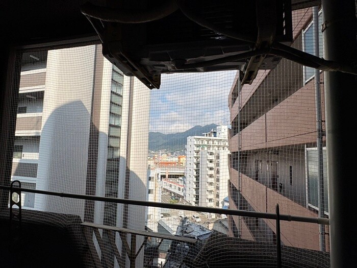 物件内観写真15　(室内からの展望)