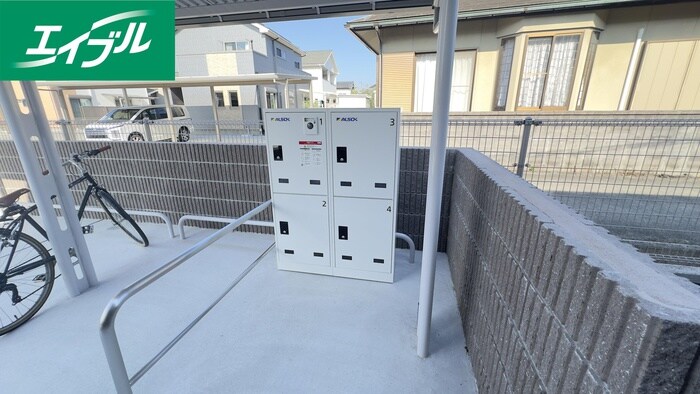 物件外観写真4　(建物設備)