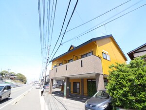 シ－ズ＆ハ－ベスト外観写真
