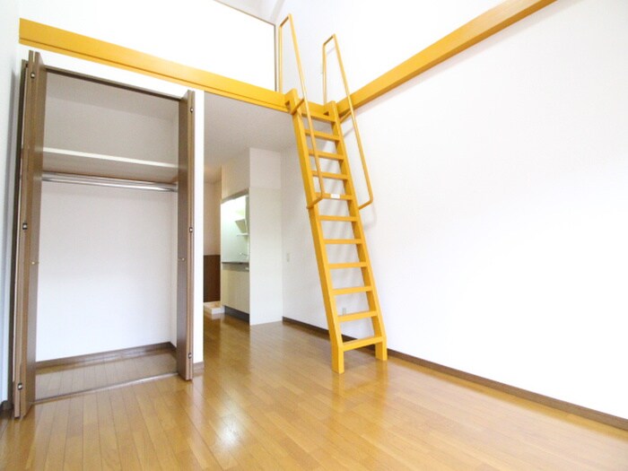 物件内観写真8　(居室)