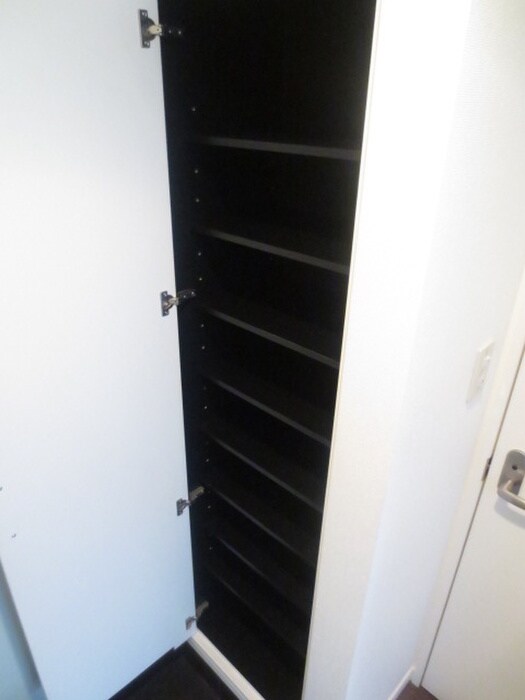 物件内観写真14　(靴箱)