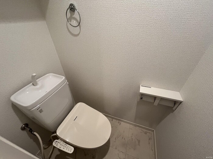 物件内観写真15　(トイレ)