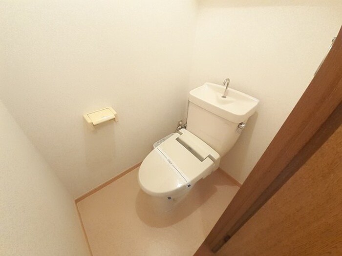 物件内観写真9　(トイレ)