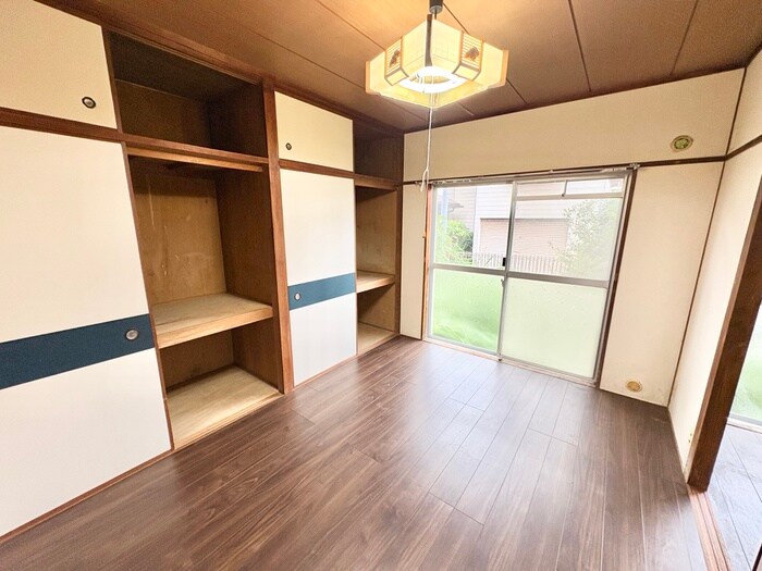 物件内観写真3　(居室)