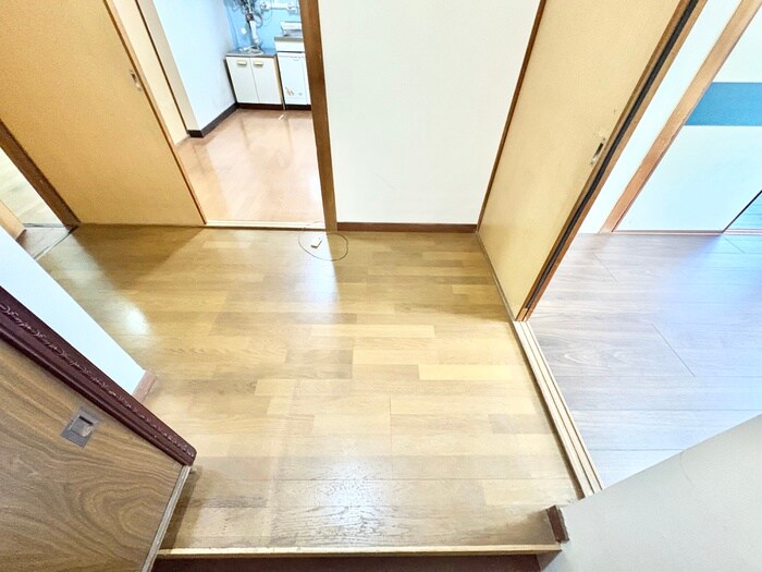 物件内観写真16　(廊下)