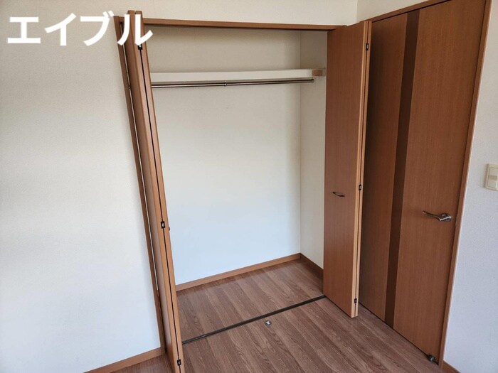 物件内観写真14　(収納)