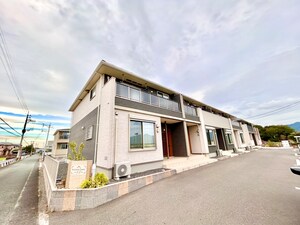 リオ・グランデ直方3番館外観写真