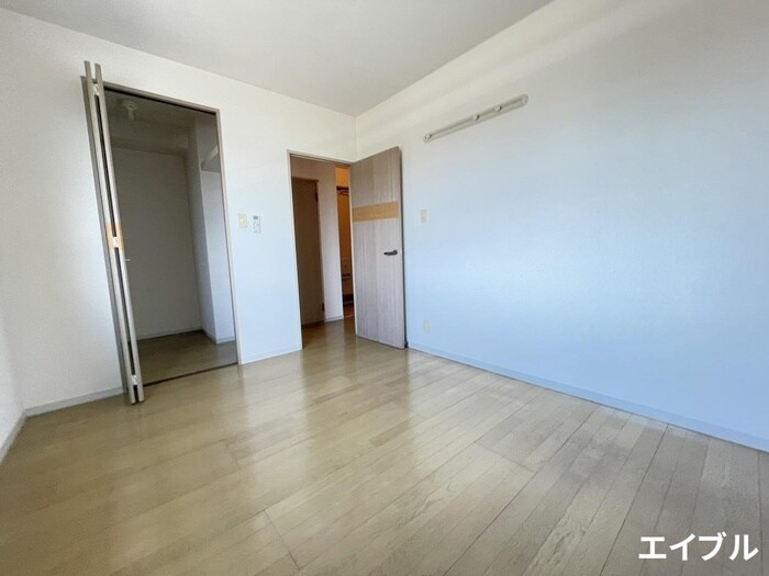 物件内観写真19　(居室)