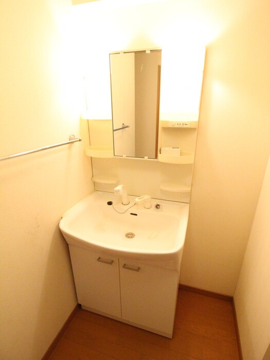 物件内観写真8　(洗面)