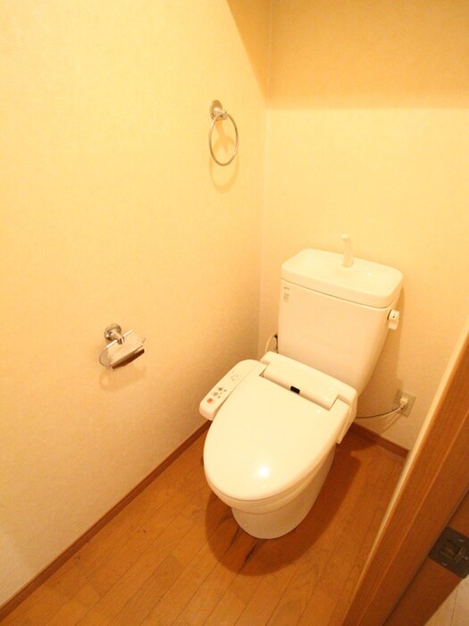 物件内観写真11　(トイレ)