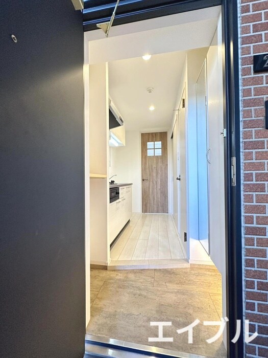 物件内観写真12　(玄関)