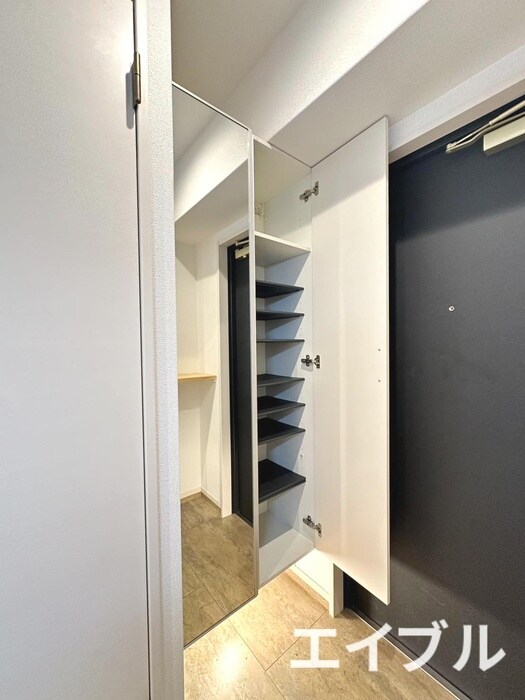 物件内観写真13　(靴箱)