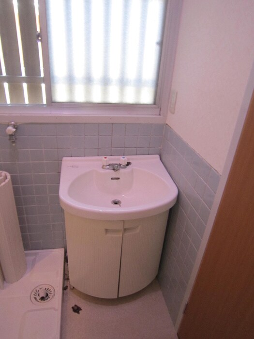 物件内観写真5　(洗面)