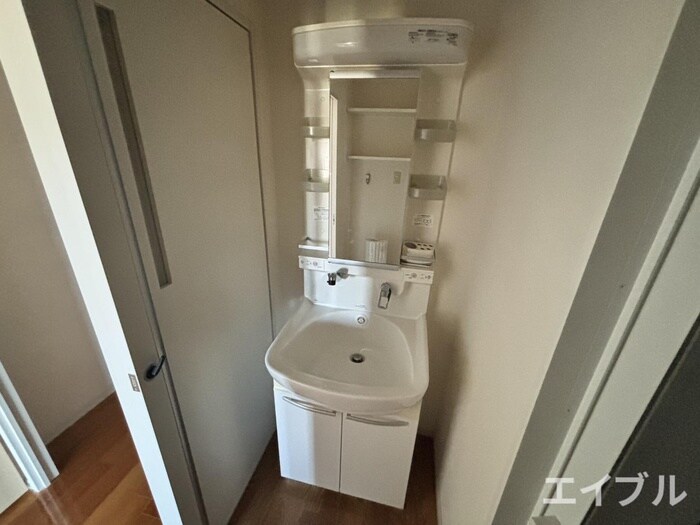 物件内観写真9　(洗面)