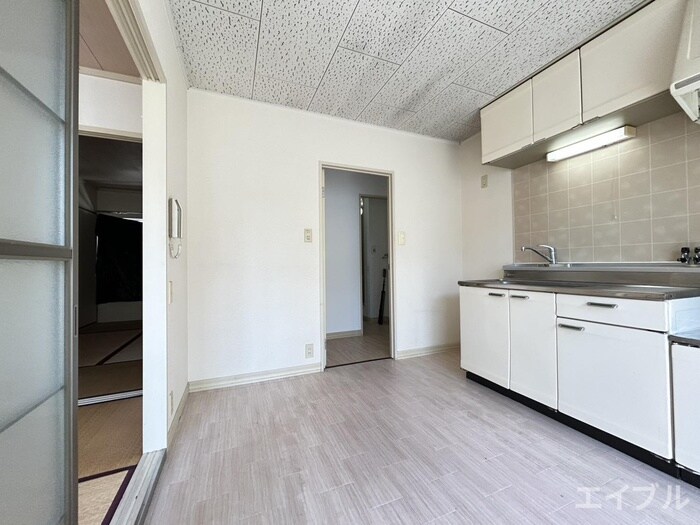 物件内観写真6　(居室)