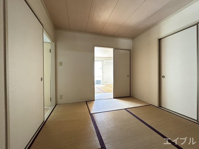 物件内観写真7　(居室)