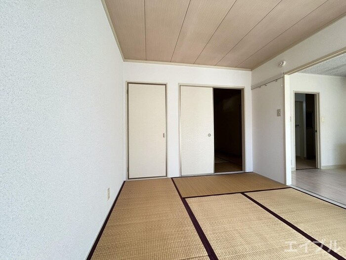 物件内観写真9　(居室)