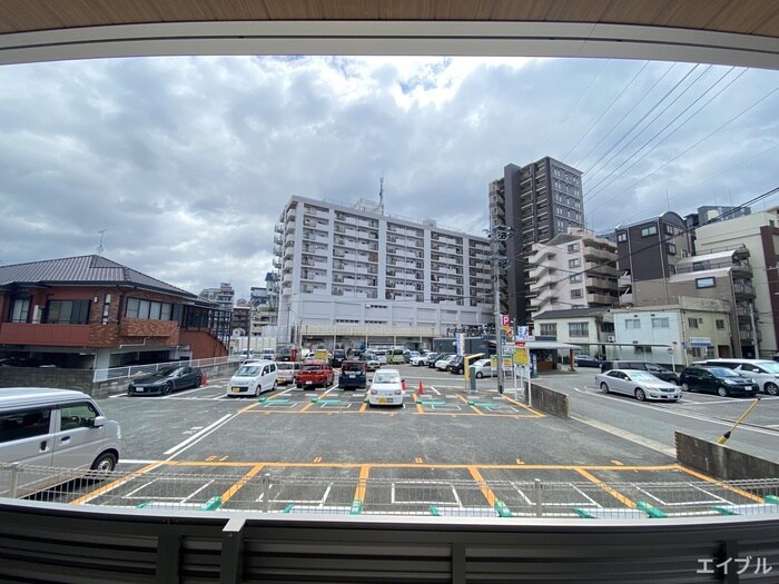 物件内観写真15　(室内からの展望)