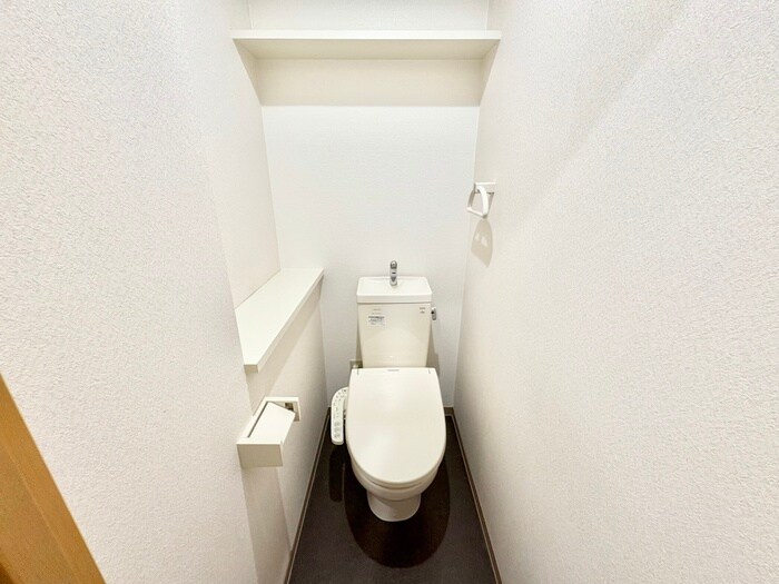 物件内観写真11　(トイレ)