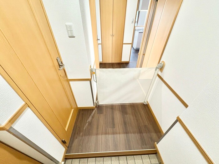 物件内観写真18　(廊下)