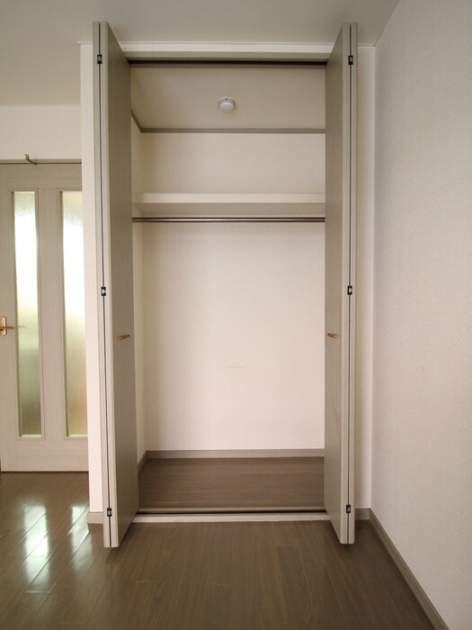 物件内観写真9　(収納)