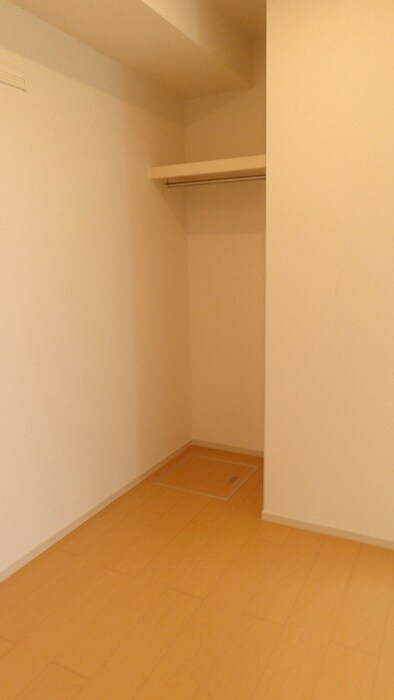 物件内観写真16　(内観写真)