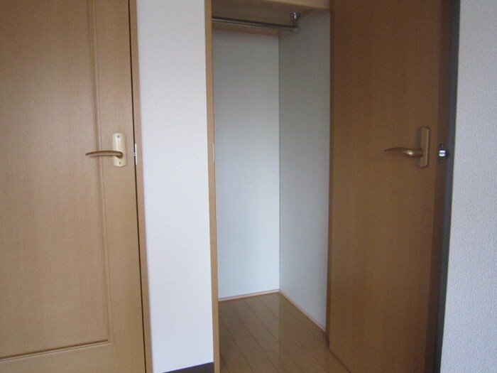 物件内観写真13　(収納)