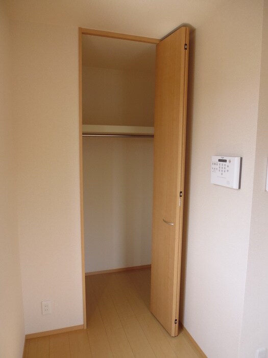 物件内観写真10　(収納)
