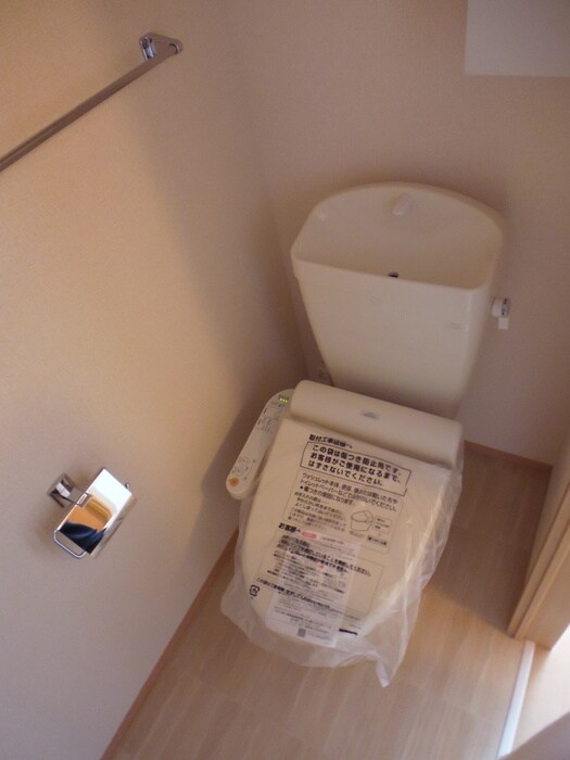 物件内観写真11　(トイレ)