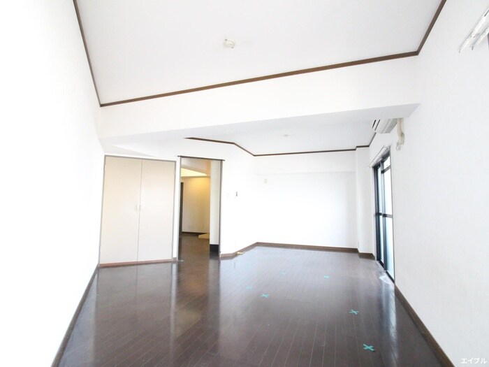 岩保ビル駅南の居室