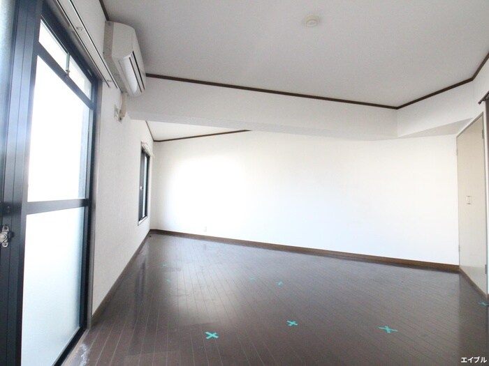 岩保ビル駅南の居室